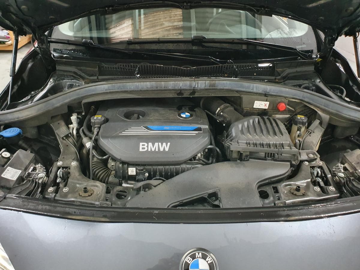 BMW Série 2 i 1.5 Active Tourer · Híbrido · Ano 2019 — imagen 12
