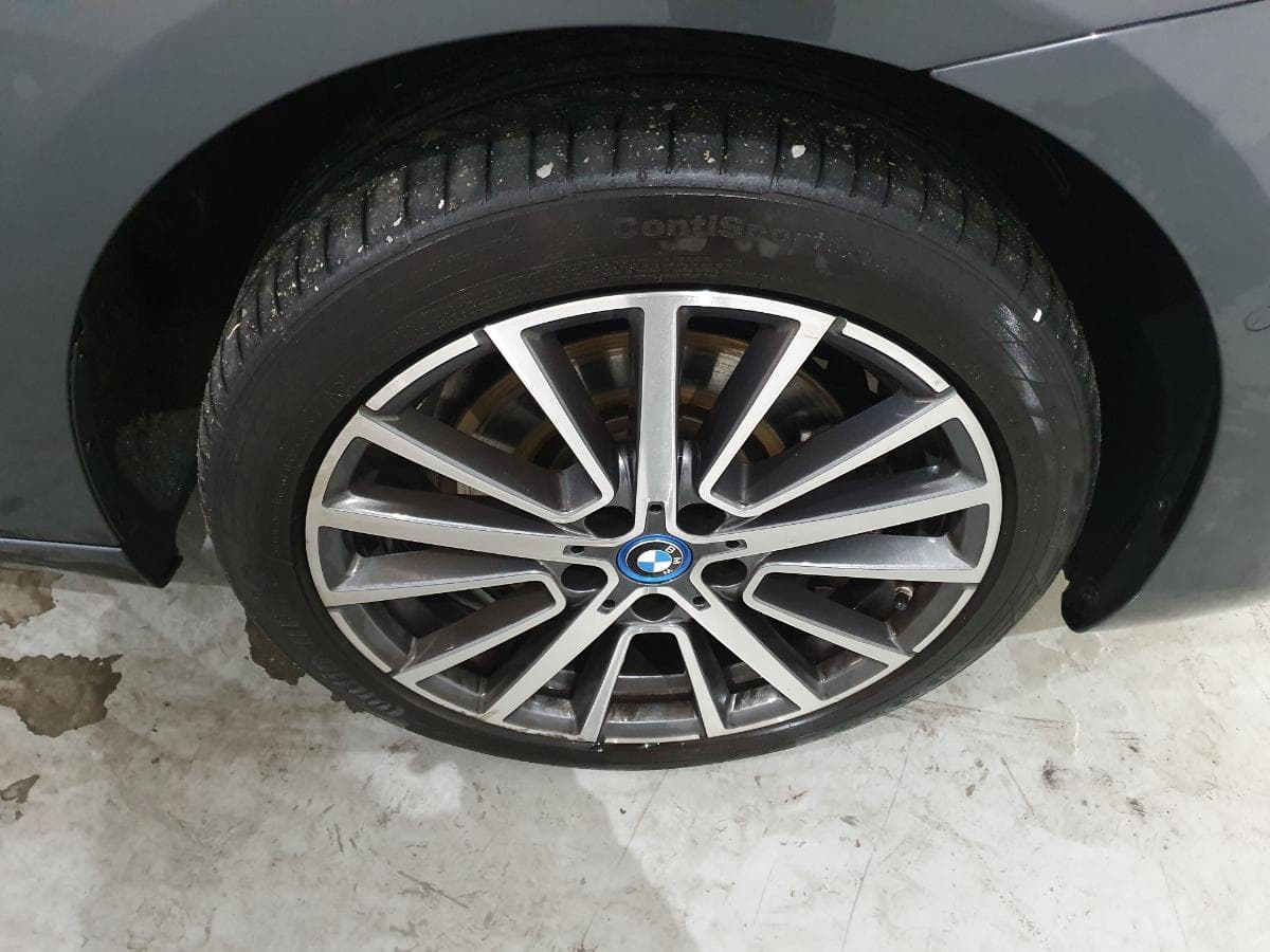 BMW Série 2 i 1.5 Active Tourer · Híbrido · Ano 2019 — imagen 14