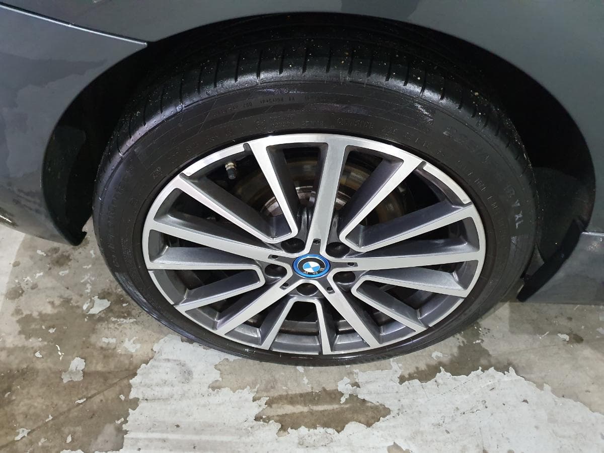 BMW Série 2 i 1.5 Active Tourer · Híbrido · Ano 2019 — imagen 16