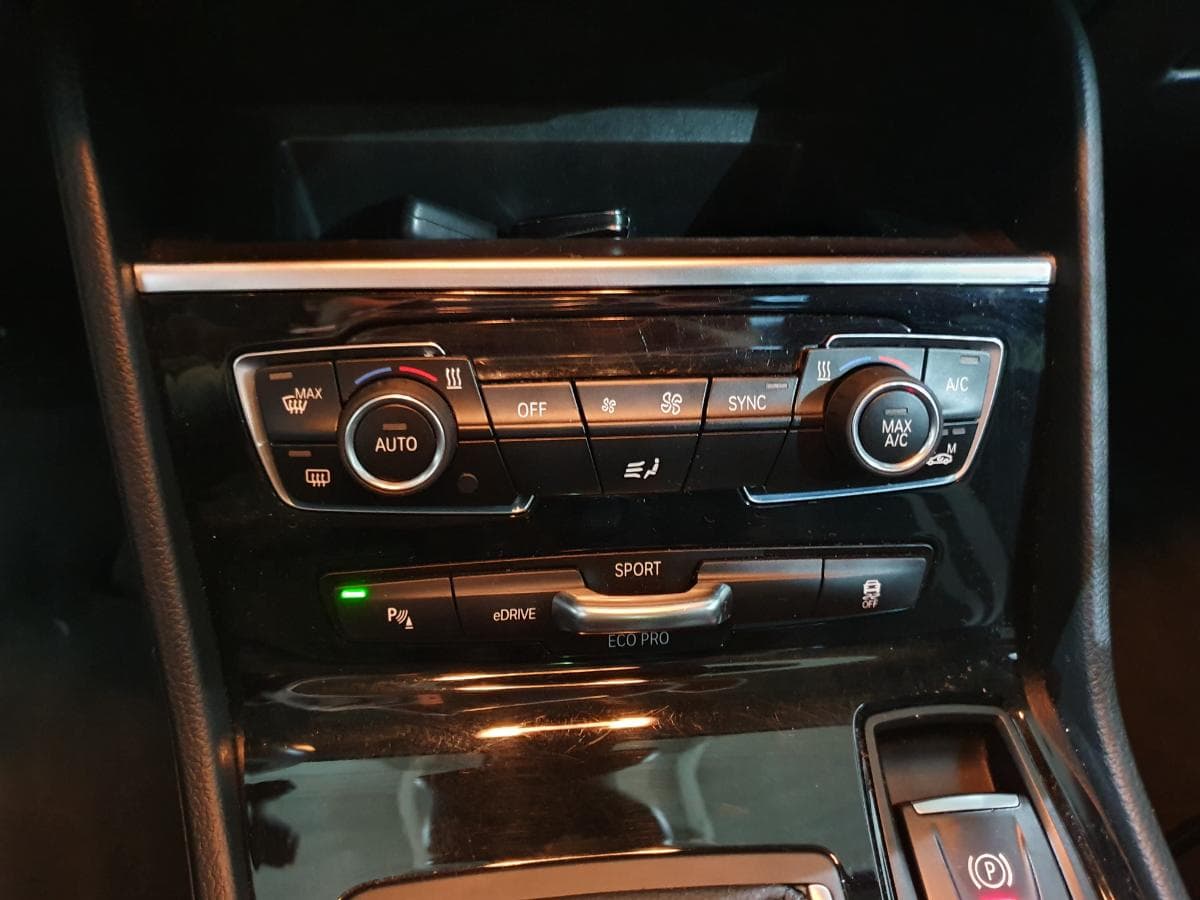 BMW Série 2 i 1.5 Active Tourer · Híbrido · Ano 2019 — imagen 36