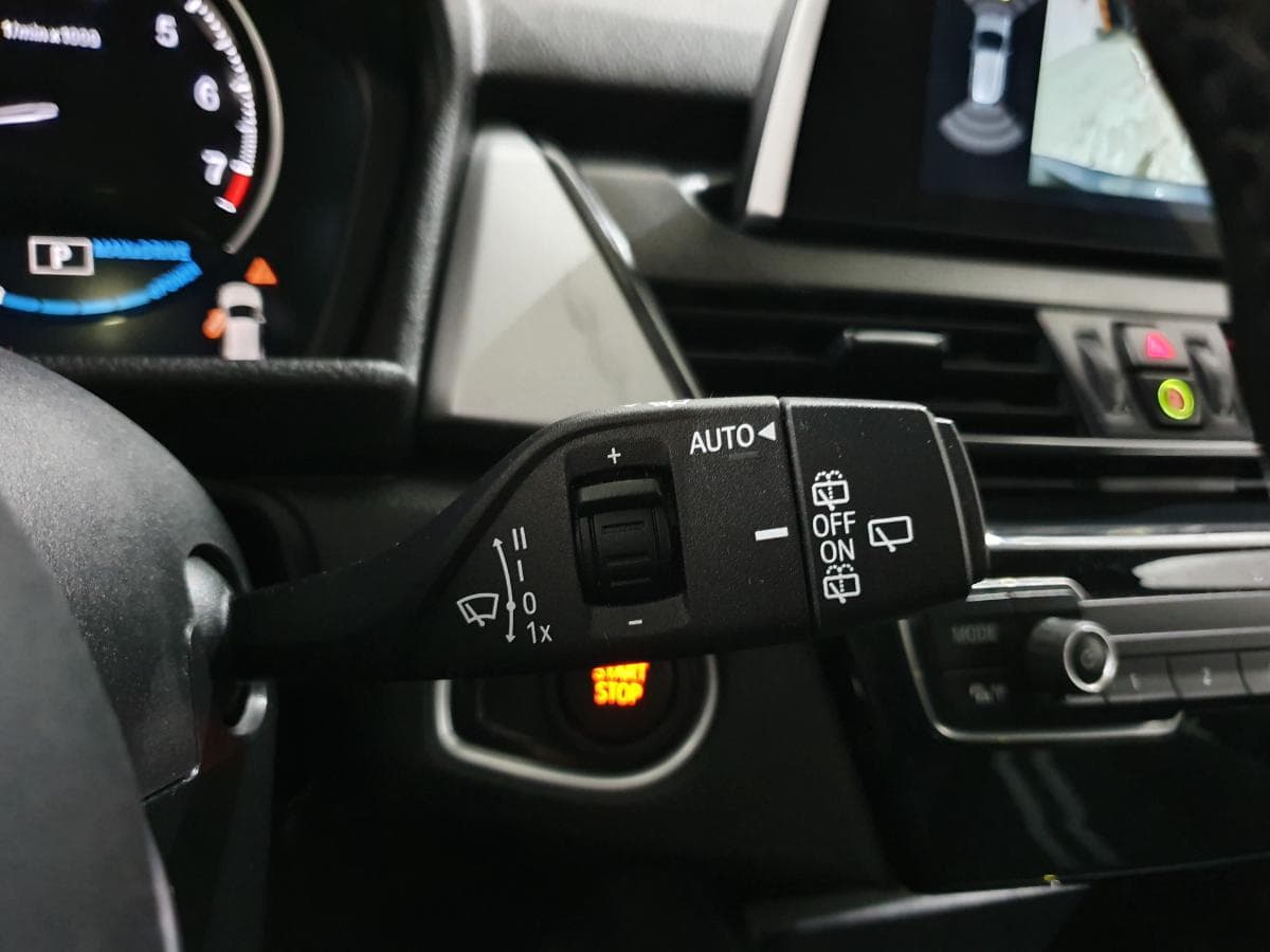 BMW Série 2 i 1.5 Active Tourer · Híbrido · Ano 2019 — imagen 41