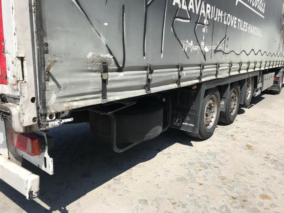 Semirreboque Lecitrailer Plata 3E-RS · Ano 2015 — imagen 5