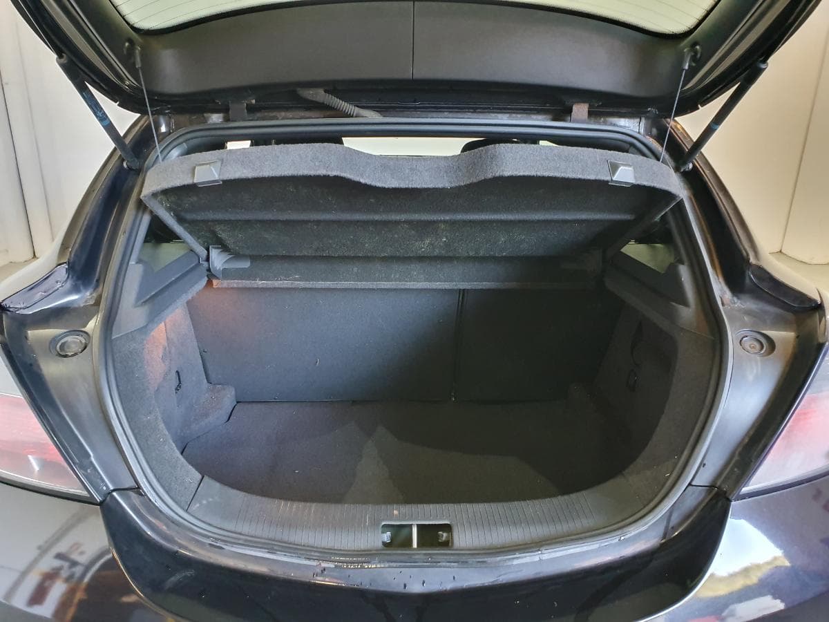 Opel Astra 1.3CDTI · Ano 2008 — imagen 8