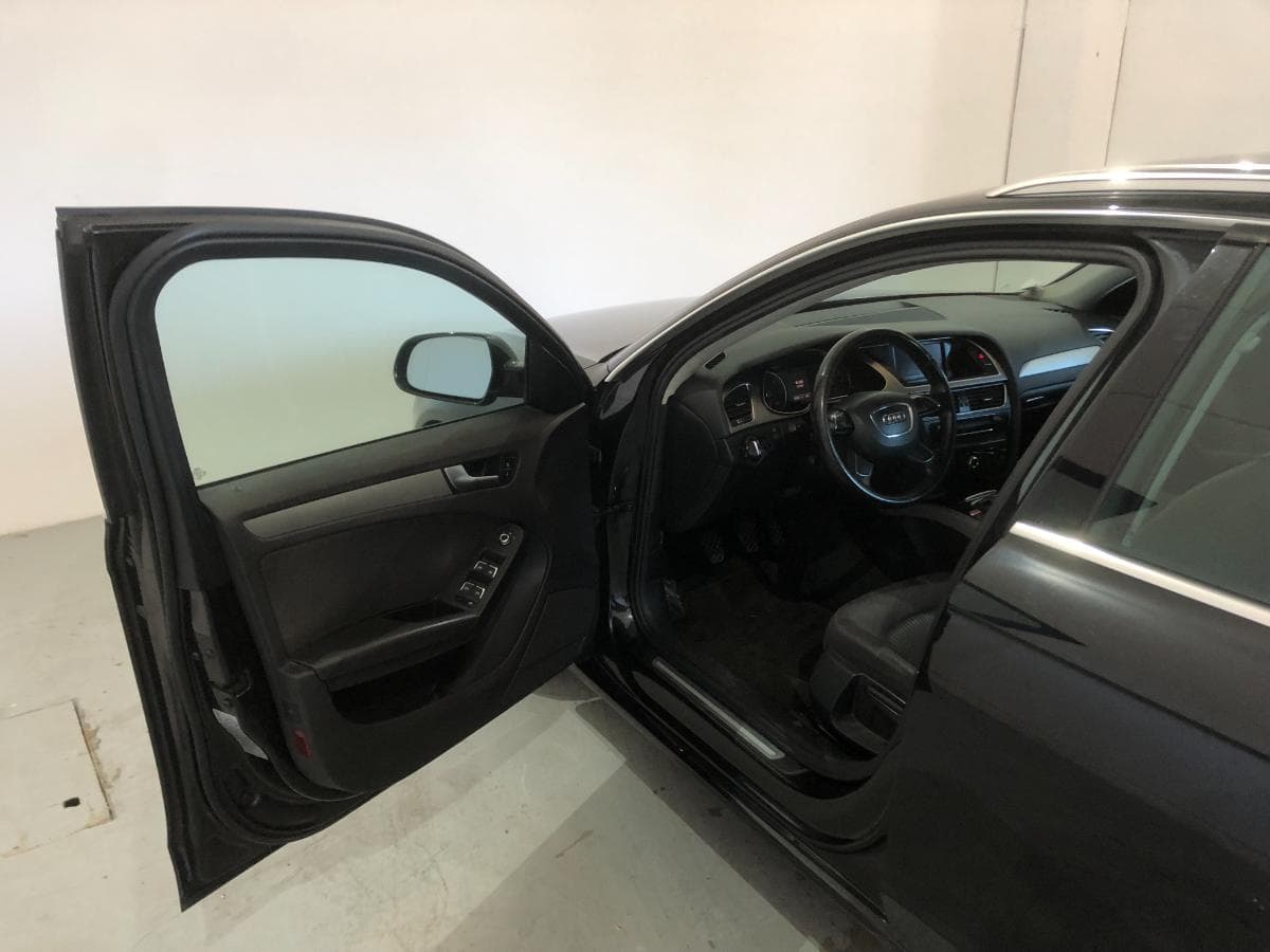 Audi A4 2.0TDI · Ano 2012 — image 15