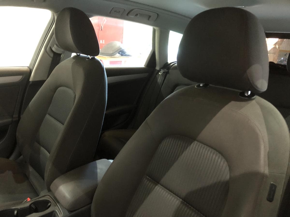 Audi A4 2.0TDI · Ano 2012 — image 17