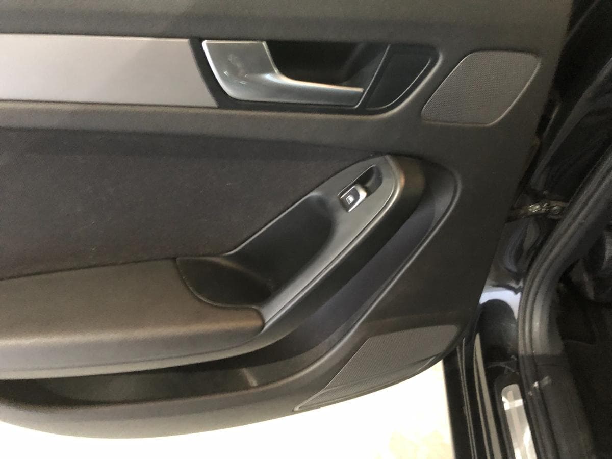Audi A4 2.0TDI · Ano 2012 — image 19