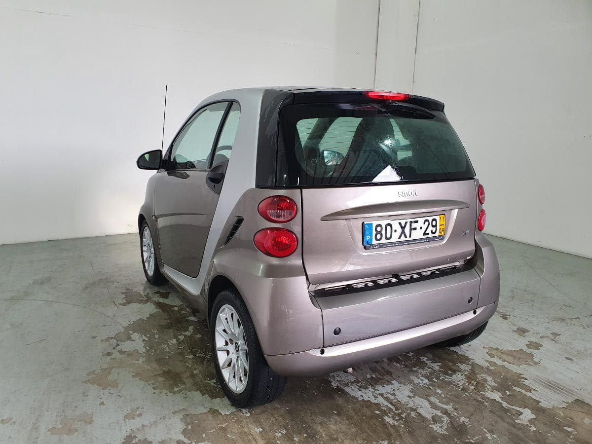 Smart Fortwo 0.8CDI · Ano 2011 — image 4