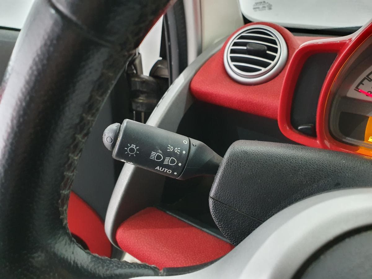 Smart Fortwo 0.8CDI · Ano 2011 — image 28