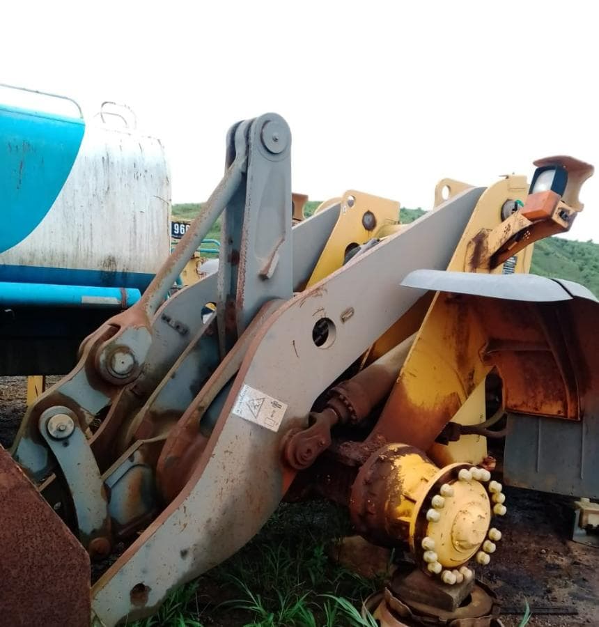 Peças Volvo L-120EV - M'Banza Congo · Samba Caju — imagen 2