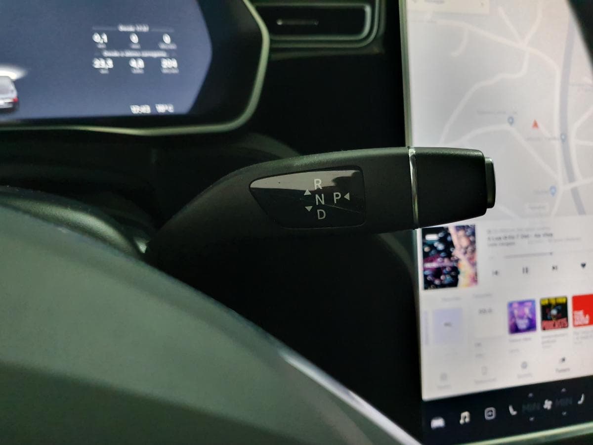 Tesla Model S 100D · Elétrico · Ano 2018 — image 25