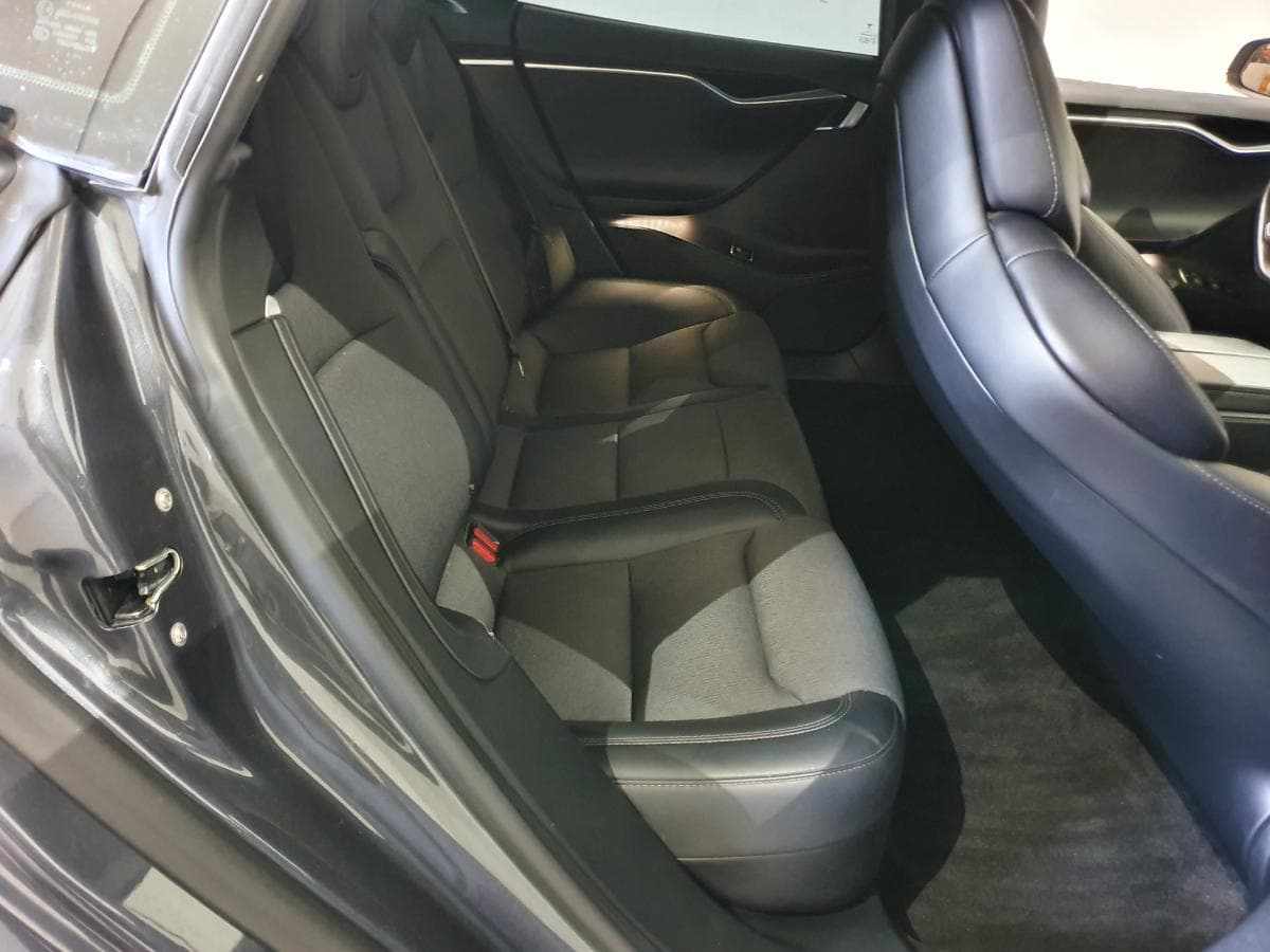 Tesla Model S 100D · Elétrico · Ano 2018 — image 36