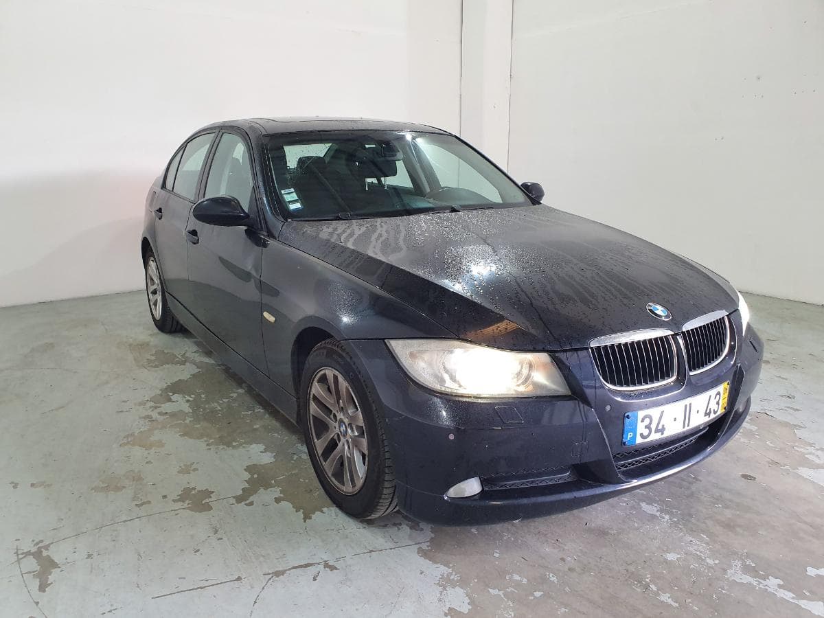 BMW 320D · Ano 2008 — imagem 2
