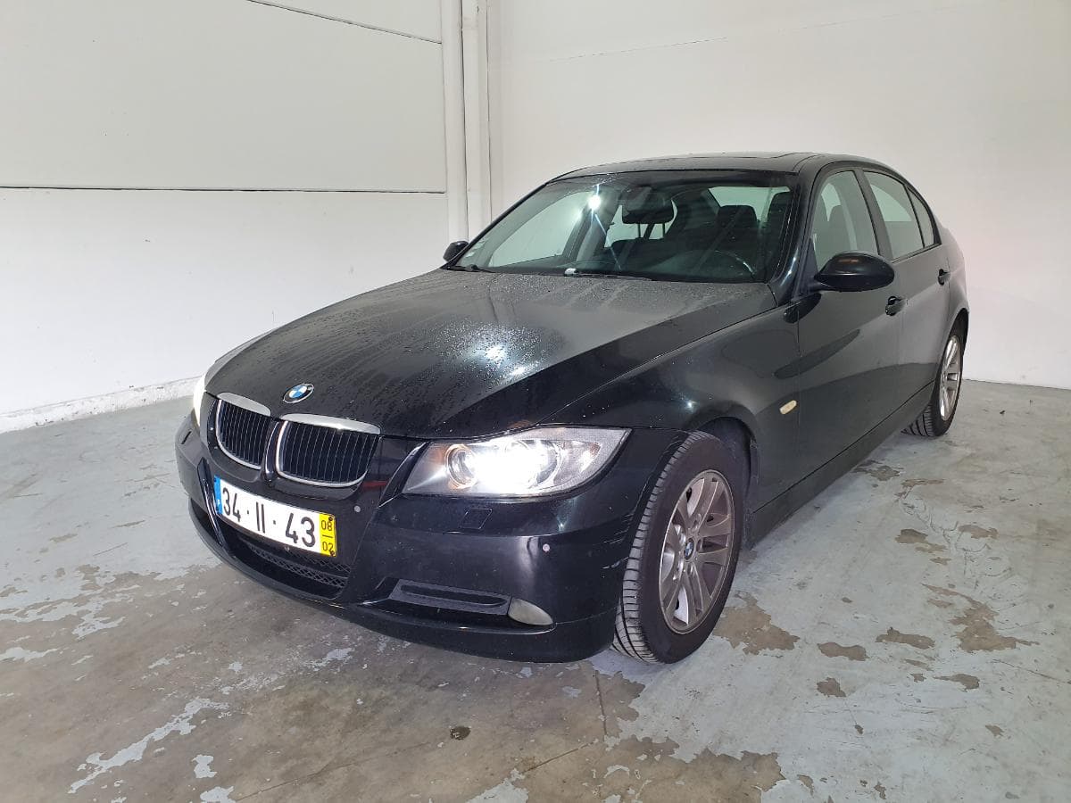 BMW 320D · Ano 2008 — imagem 1