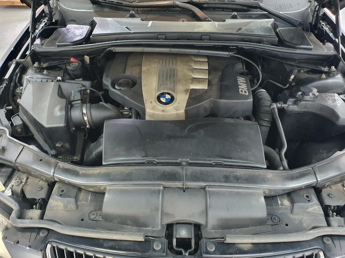 BMW 320D · Ano 2008 — imagem 5