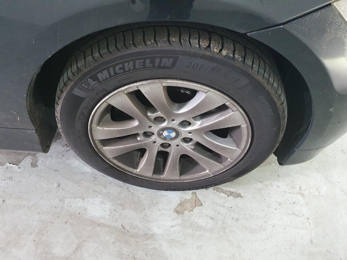 BMW 320D · Ano 2008 — imagem 18