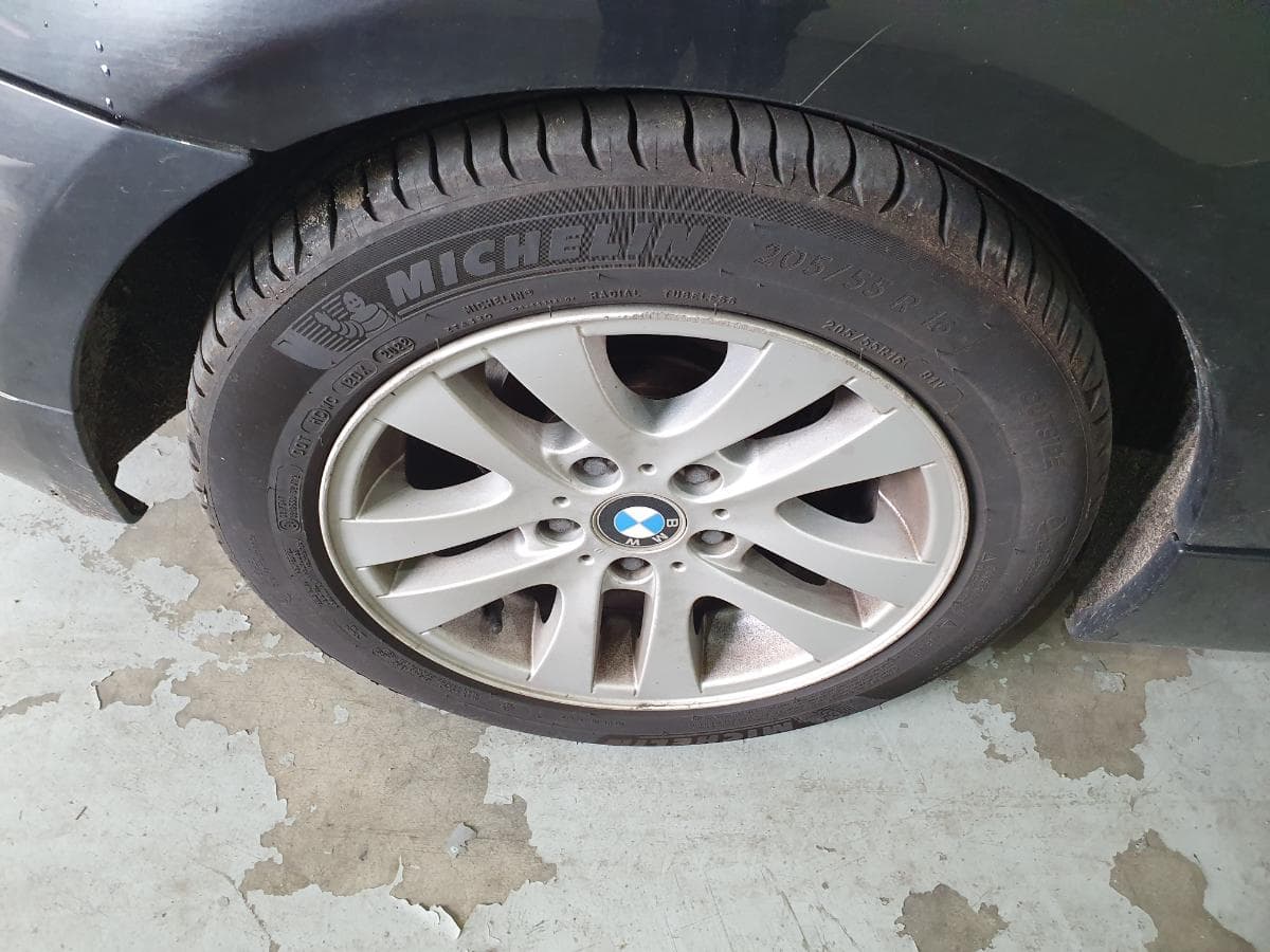 BMW 320D · Ano 2008 — imagem 16