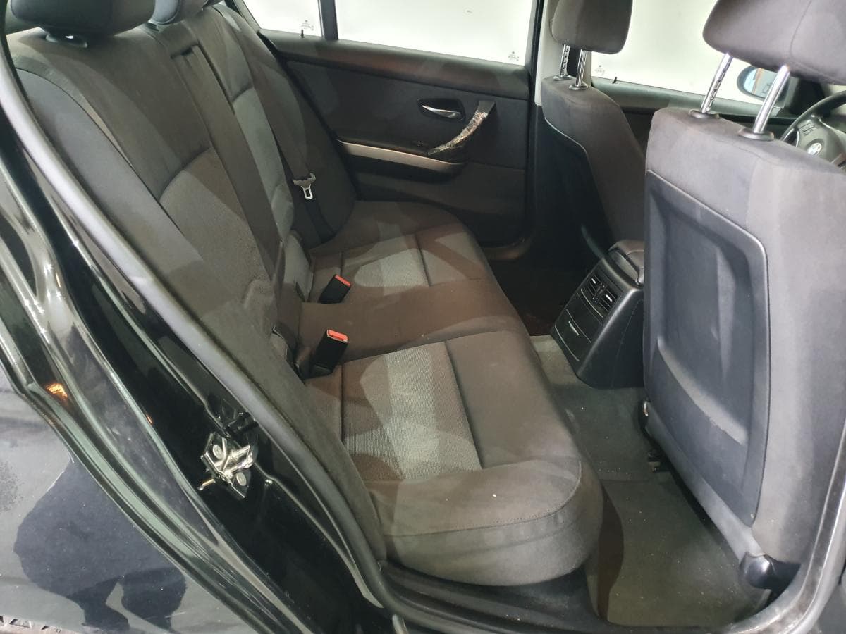 BMW 320D · Ano 2008 — imagem 20