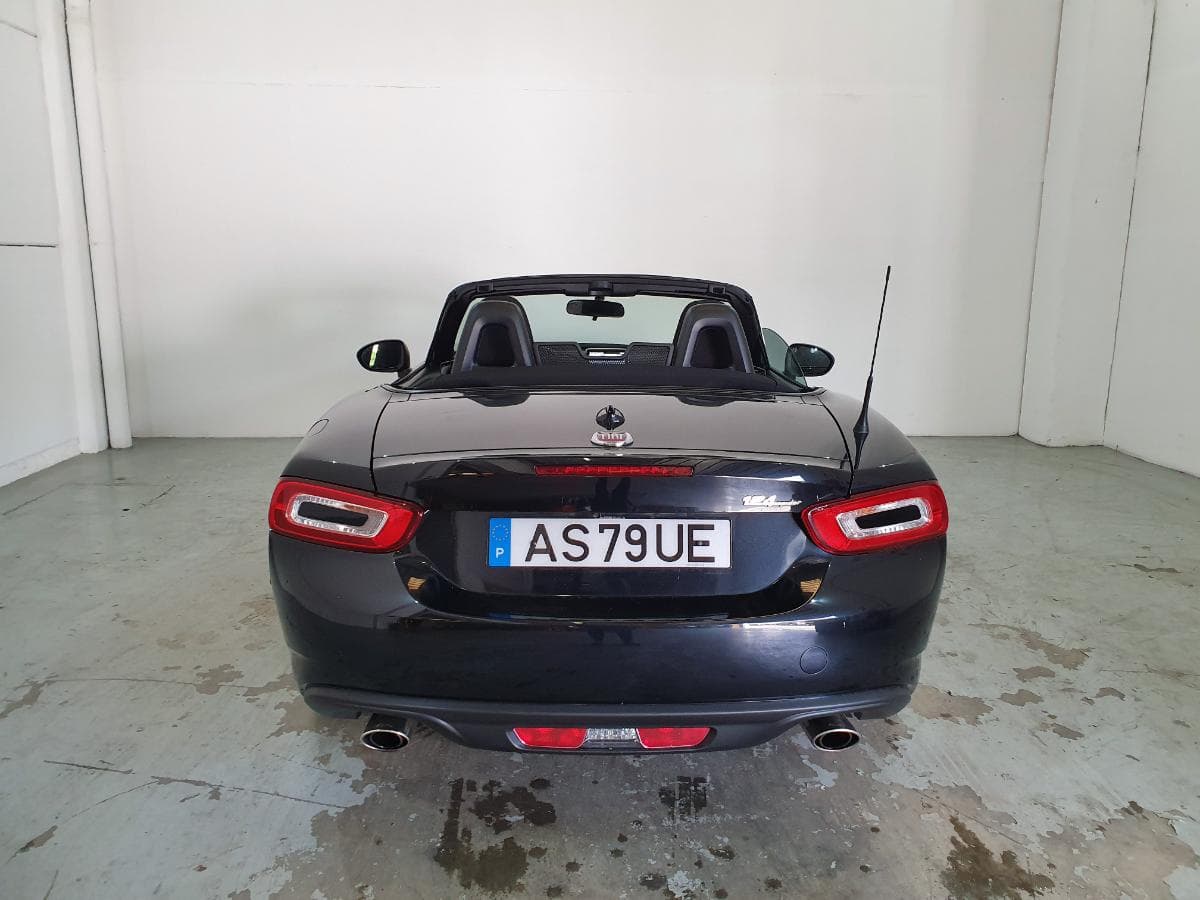 Fiat 124 Spider · Ano 2018 — image 10