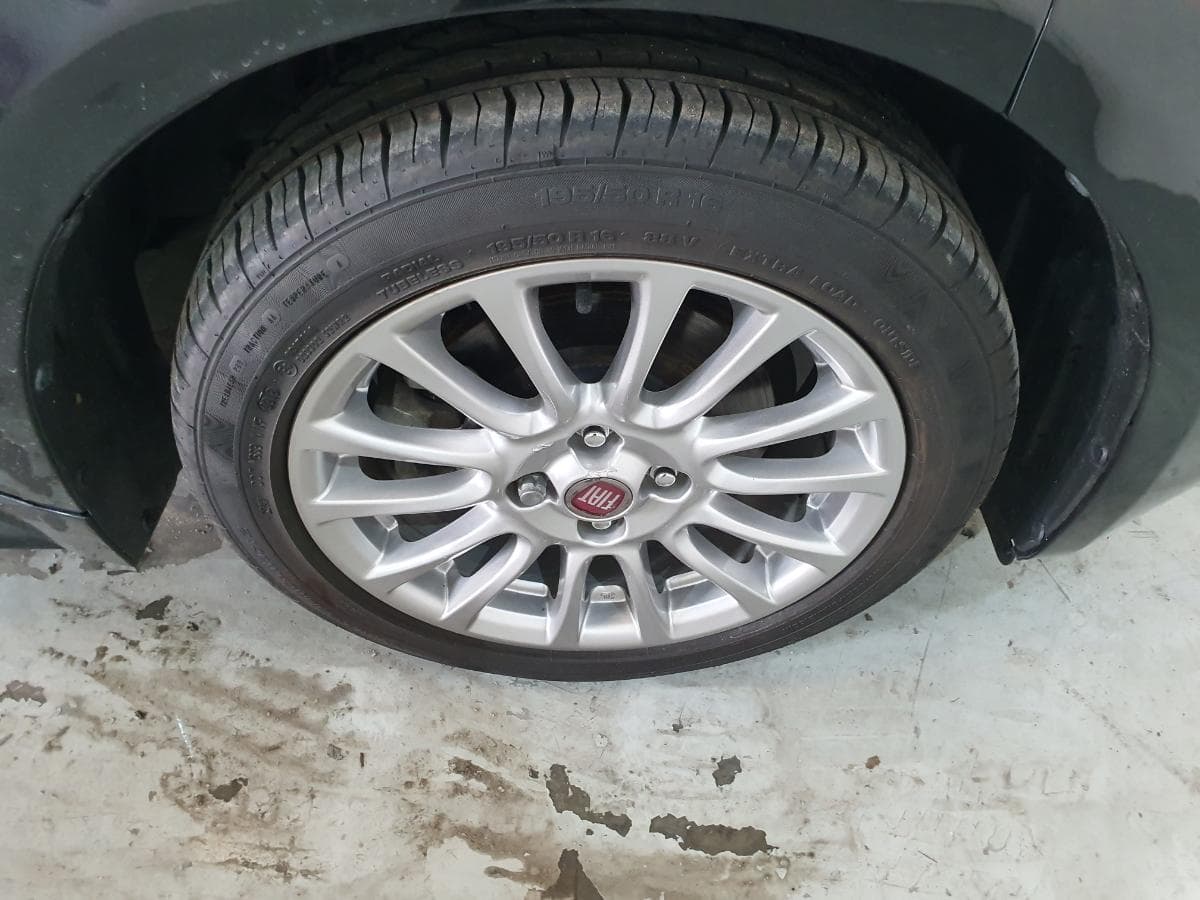 Fiat 124 Spider · Ano 2018 — image 15