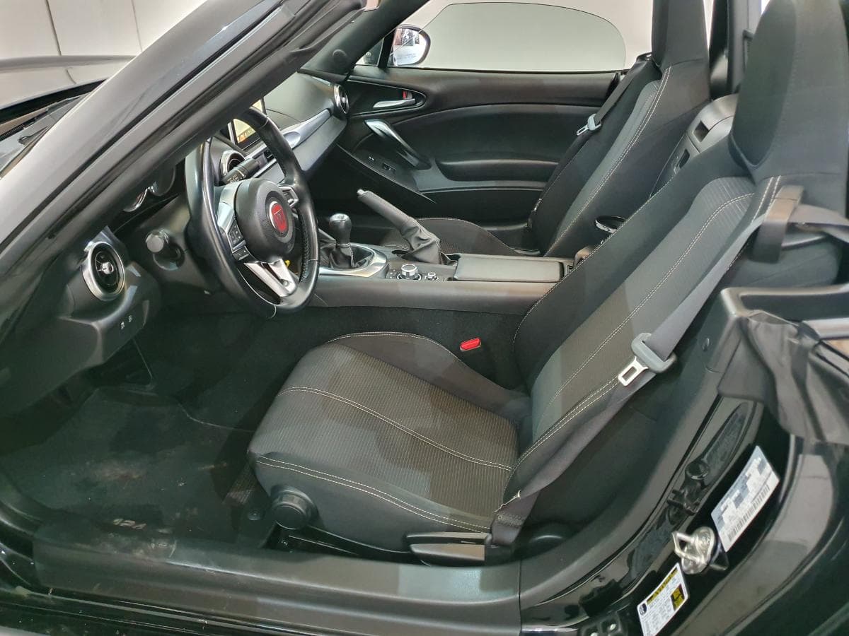 Fiat 124 Spider · Ano 2018 — image 23