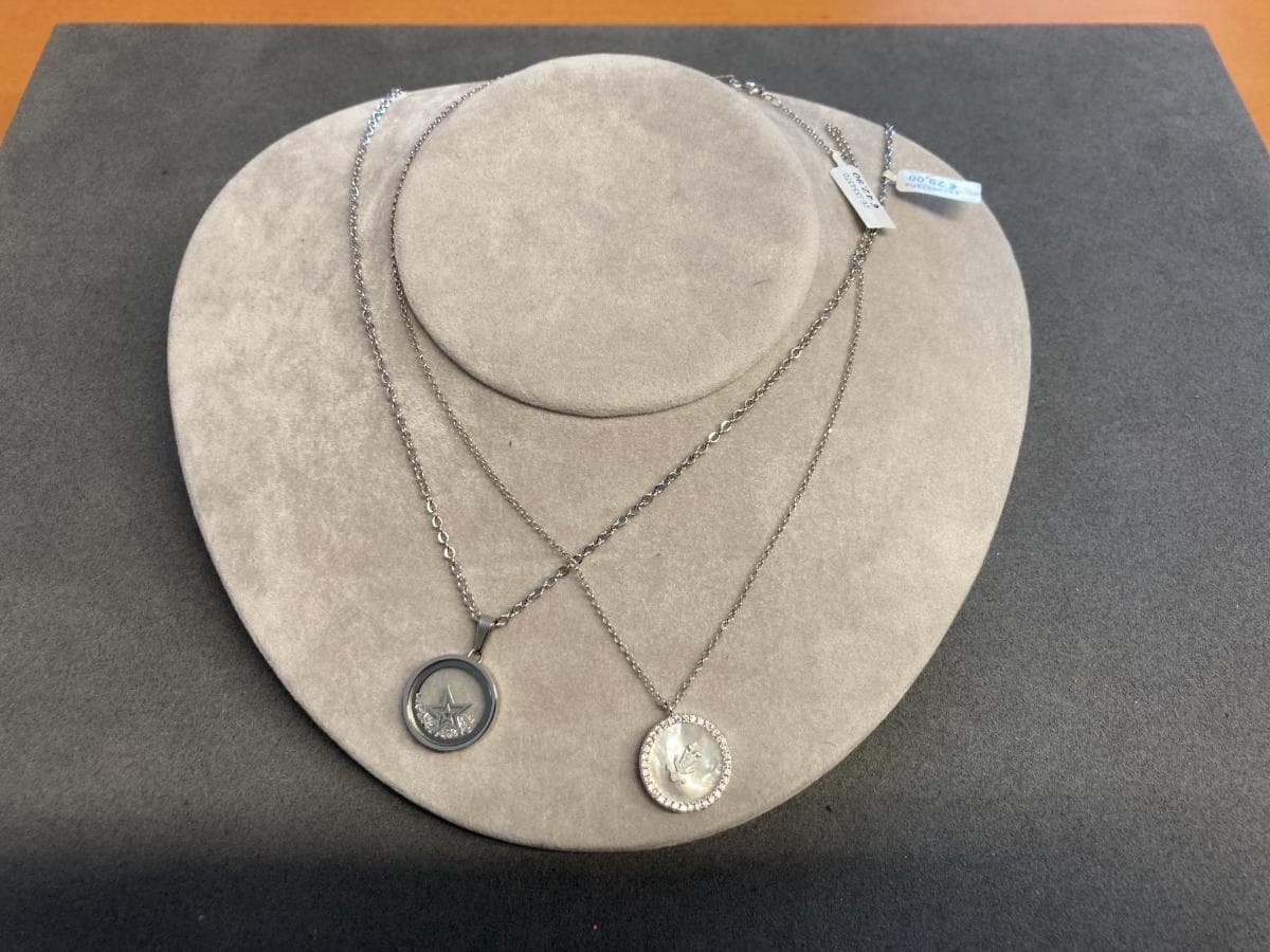 Collares — imagen 1