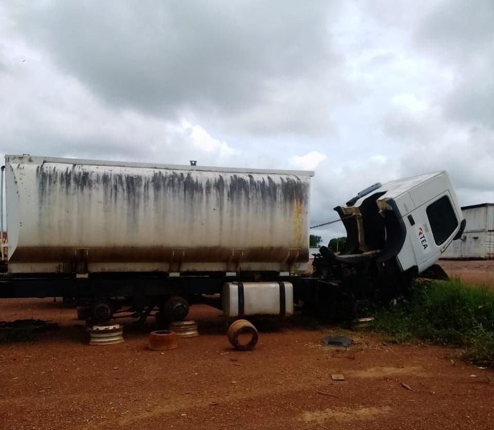 Peças e componentes - Volvo FM 400 - M'Banza Congo · Samba Caju — imagen 5