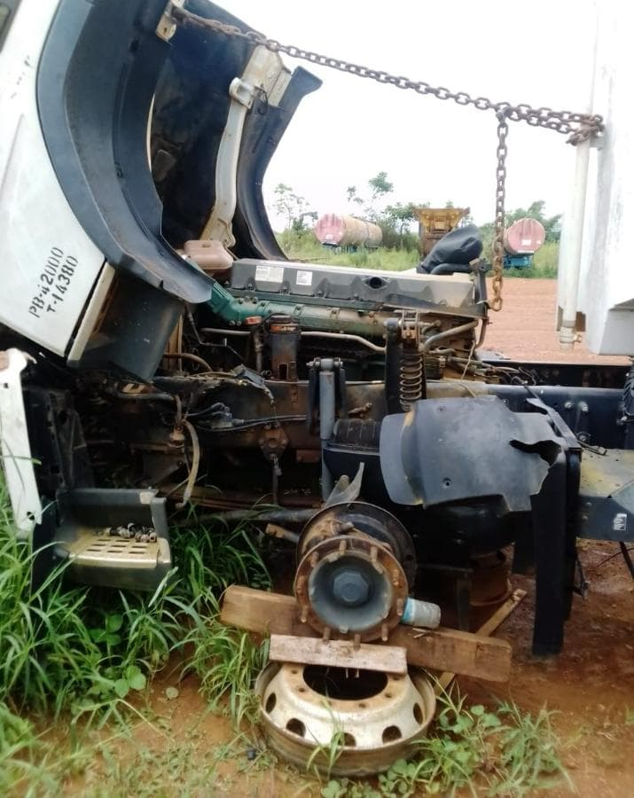 Peças e componentes - Volvo FM 400 - M'Banza Congo · Samba Caju — imagen 6