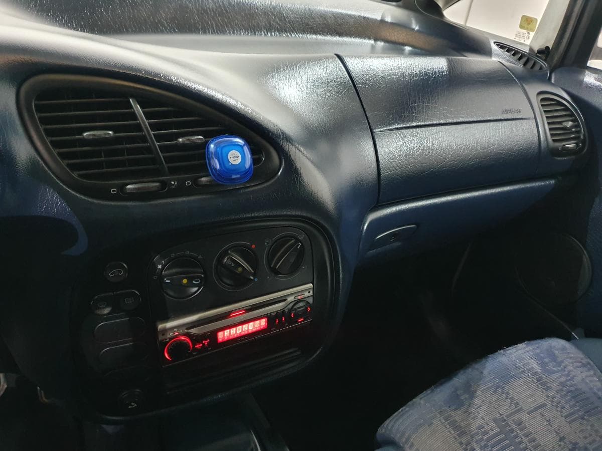 Volkswagen Sharan 1.9 TDI · Ano 1998 — image 32
