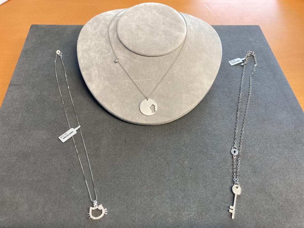 Necklaces — image 1