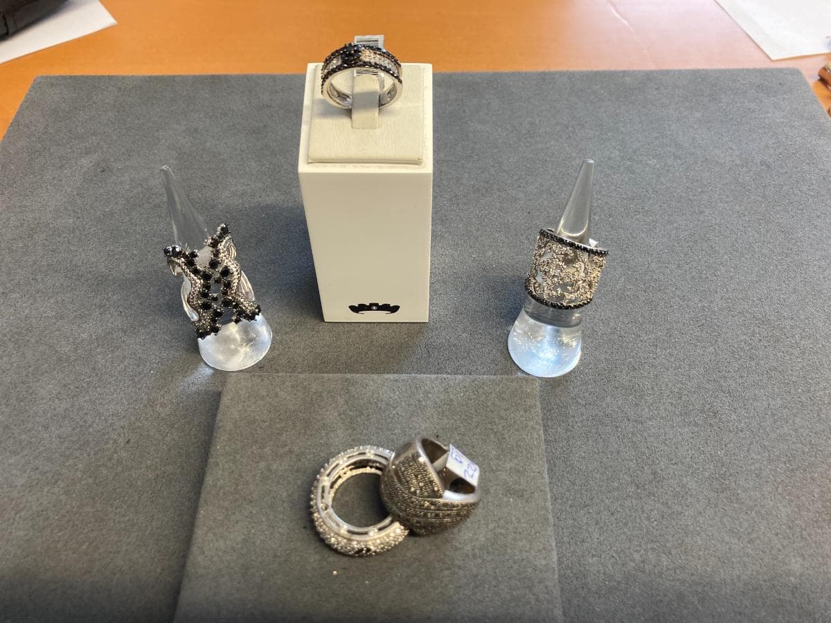 Bagues — image 1