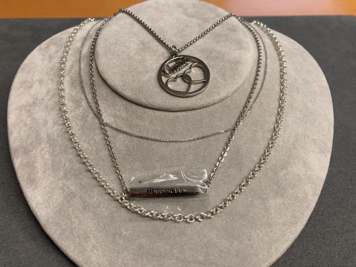 Collares — imagen 1
