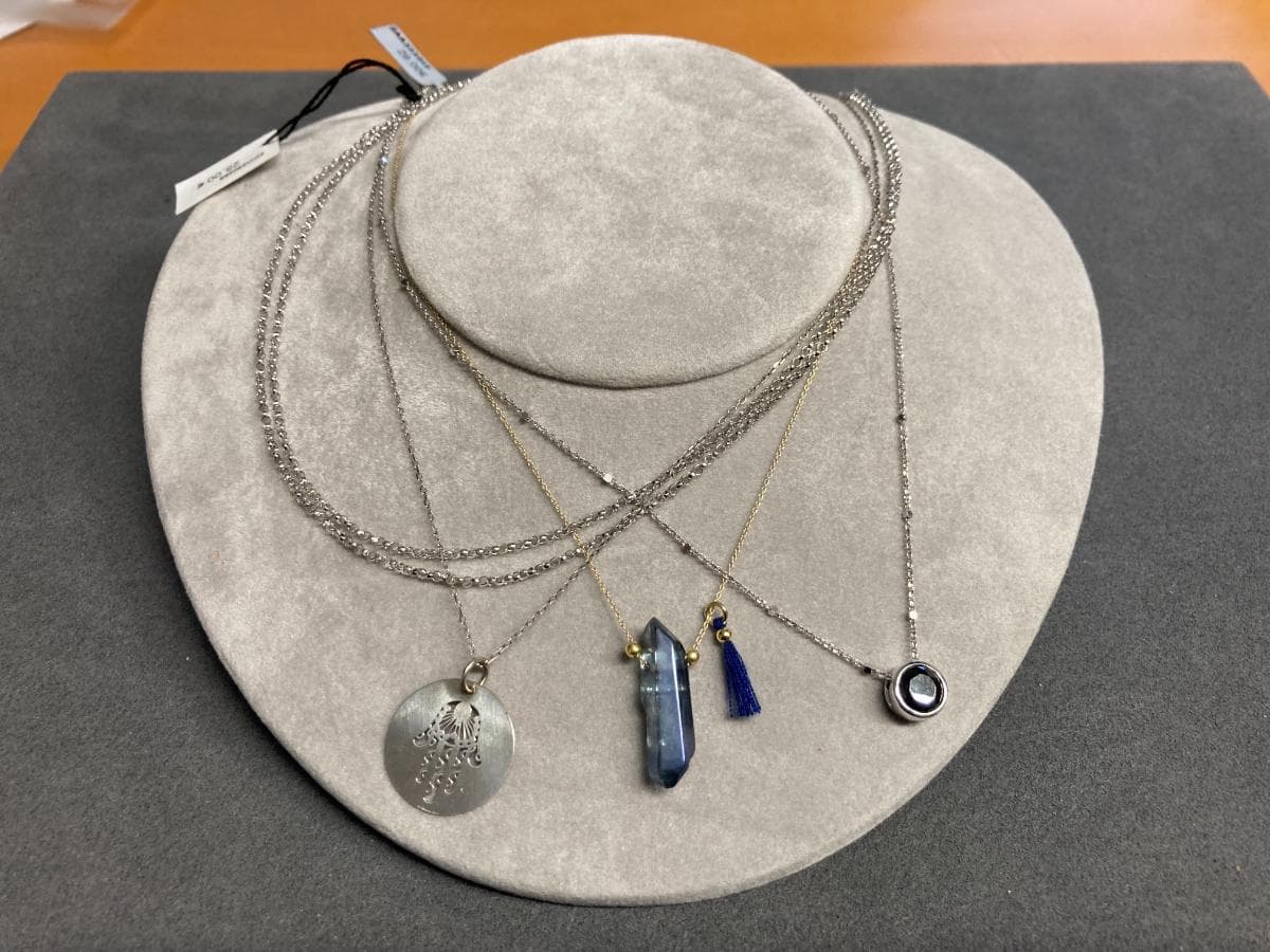 Collares — imagen 1