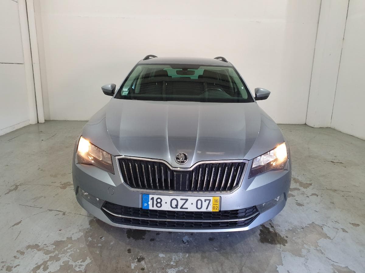 Skoda 1.6 TDI · Ano 2016 — imagen 3