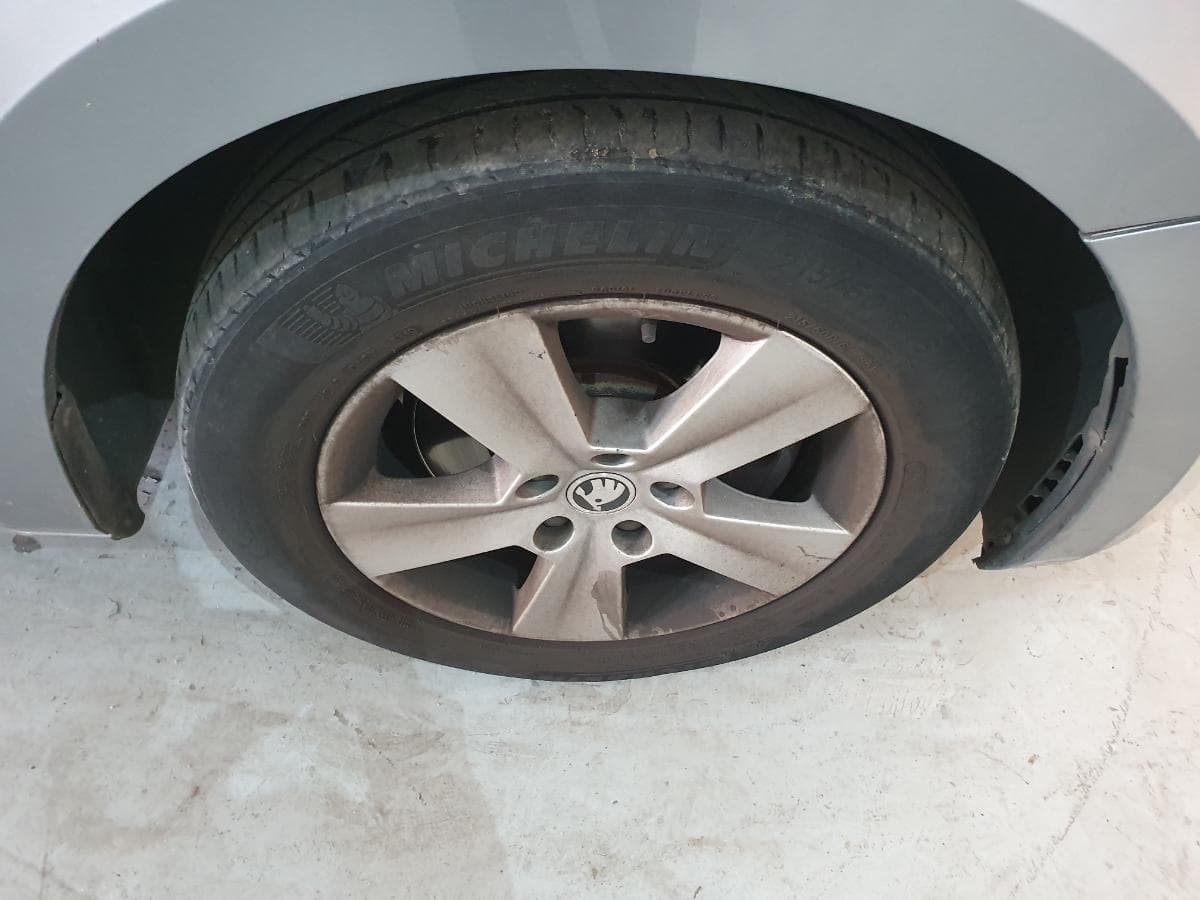 Skoda 1.6 TDI · Ano 2016 — imagen 20