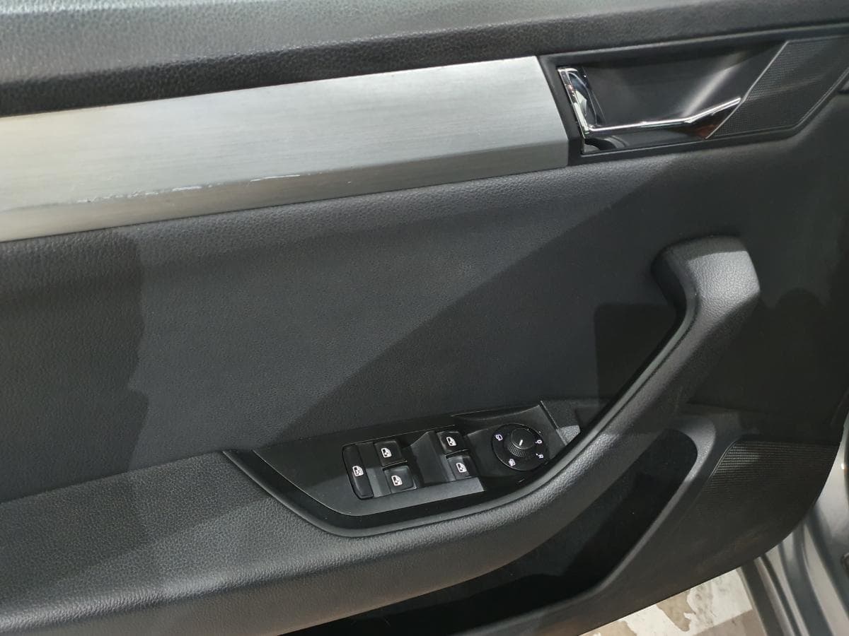 Skoda 1.6 TDI · Ano 2016 — imagen 41
