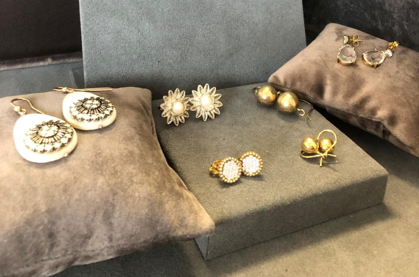 Pendientes de plata y otros materiales — imagen 2