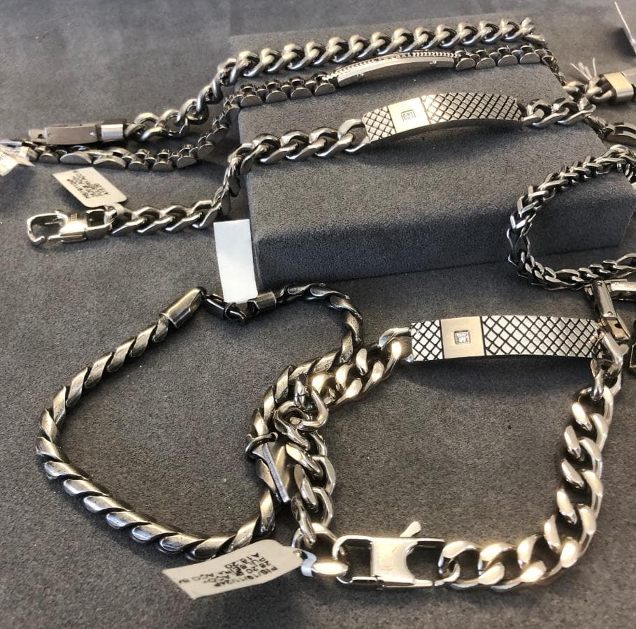Bracelets — image 2