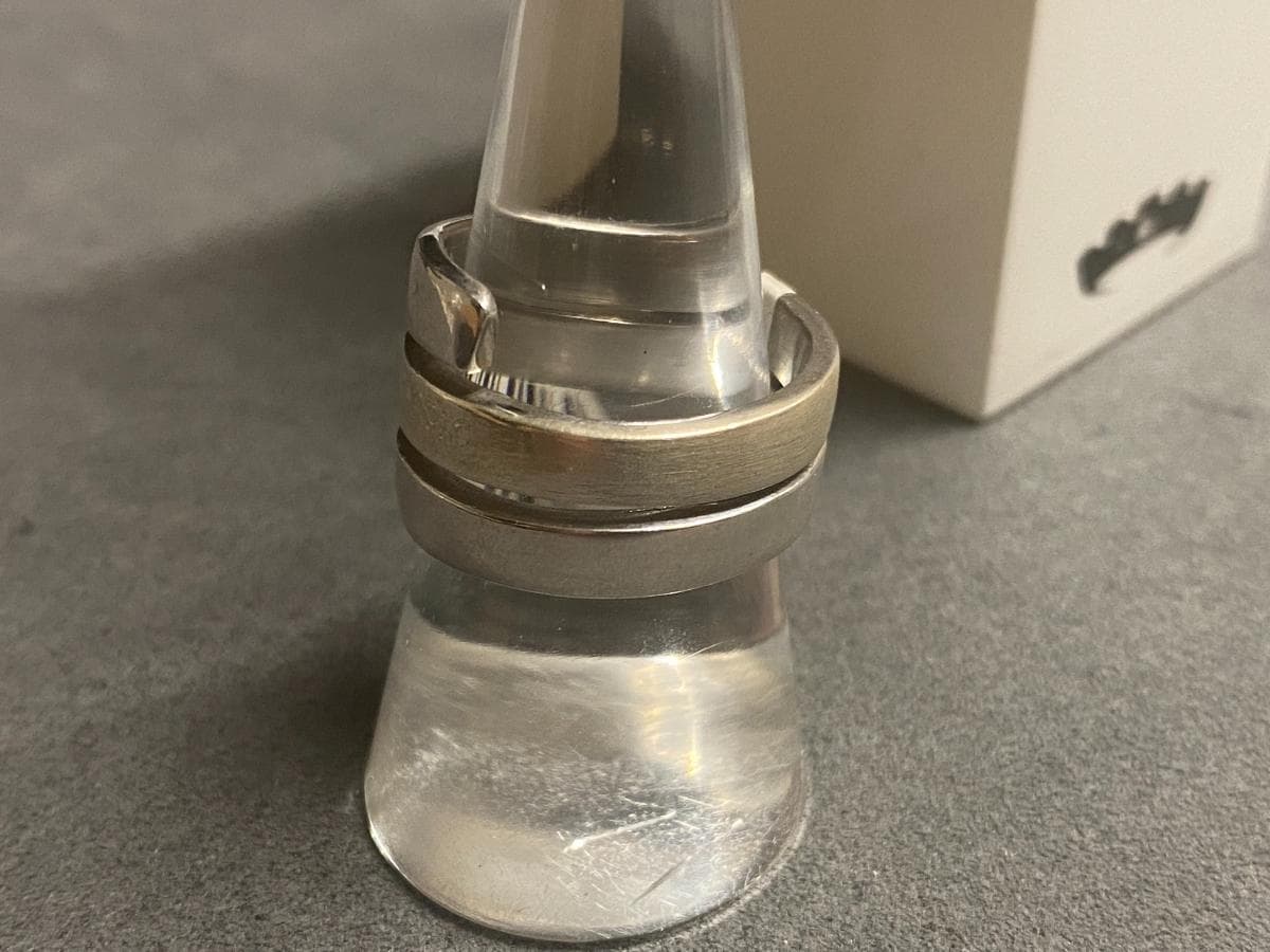 Anillos de plata y otros materiales — imagen 3