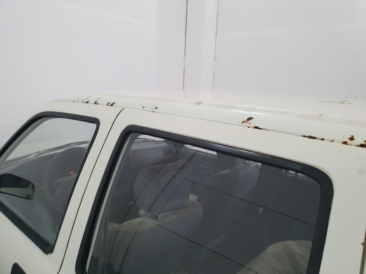 Toyota Hilux 2.4D · Ano 1990 — image 14