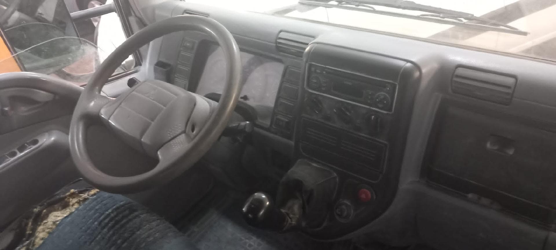 Mitsubishi Canter 3C15· Ano 2007 — image 15