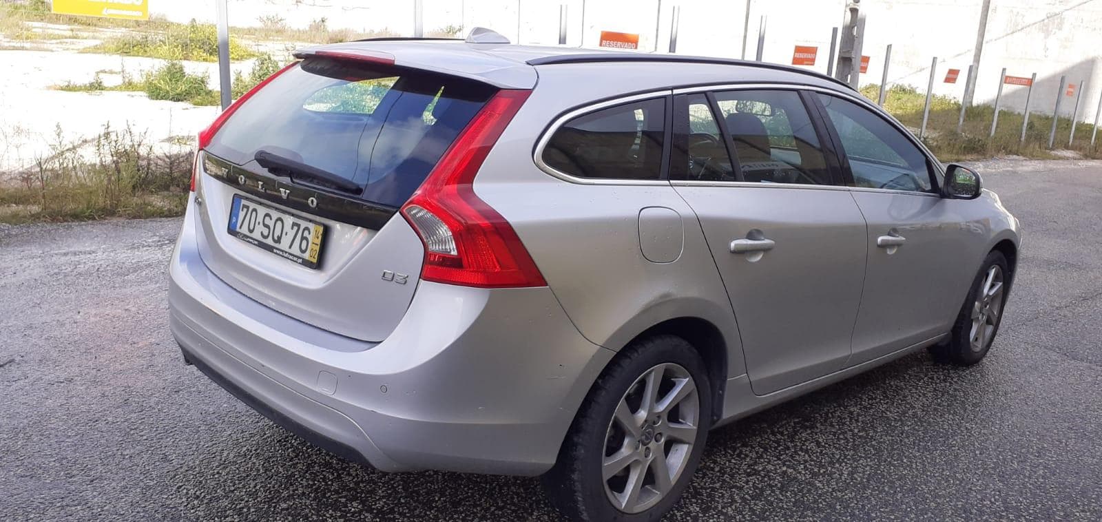 Volvo V60 2.0 · Ano 2014 — image 7