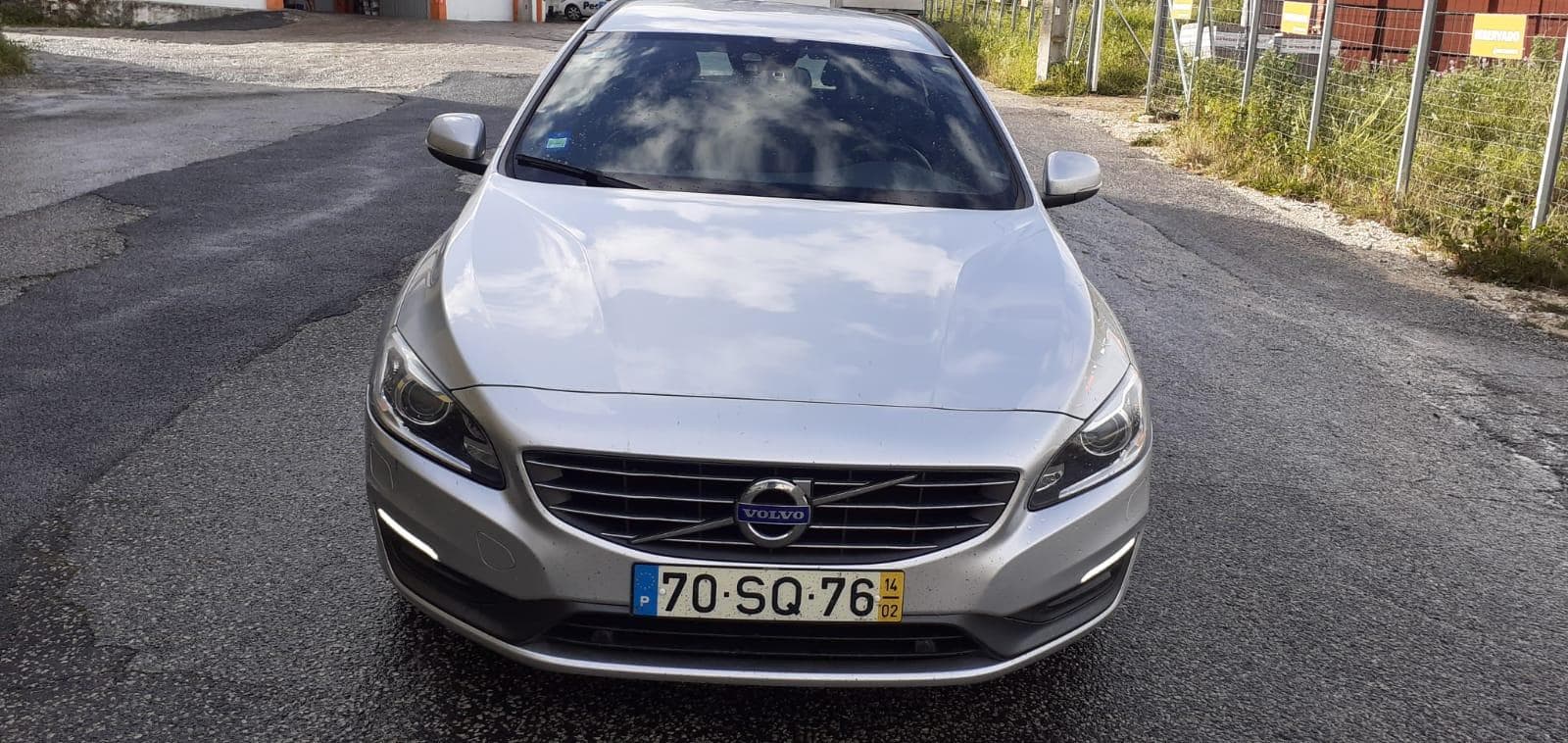 Volvo V60 2.0 · Ano 2014 — image 4