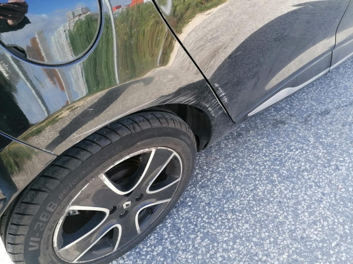 Renault Clio 1.5 DCI · Año 2014 — imagen 9