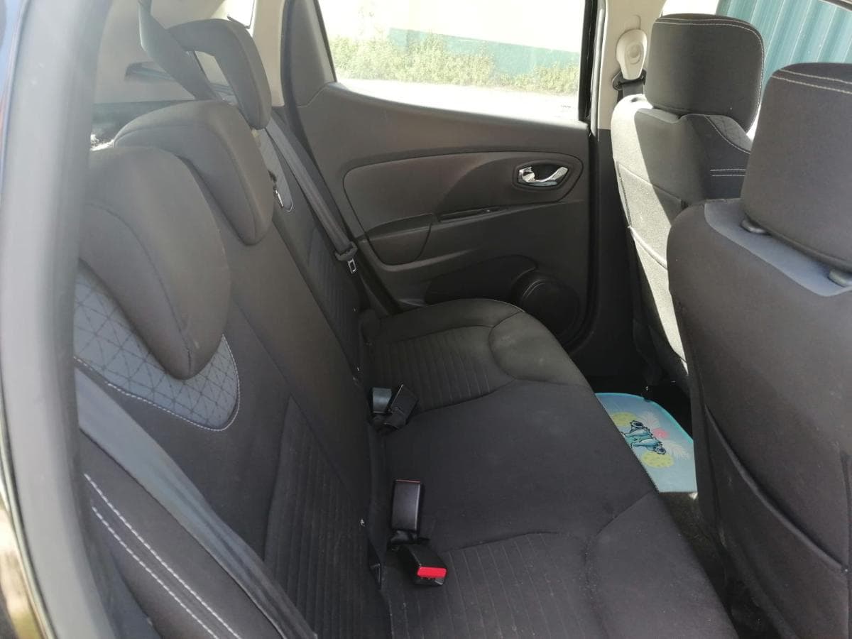Renault Clio 1.5 DCI · Año 2014 — imagen 19