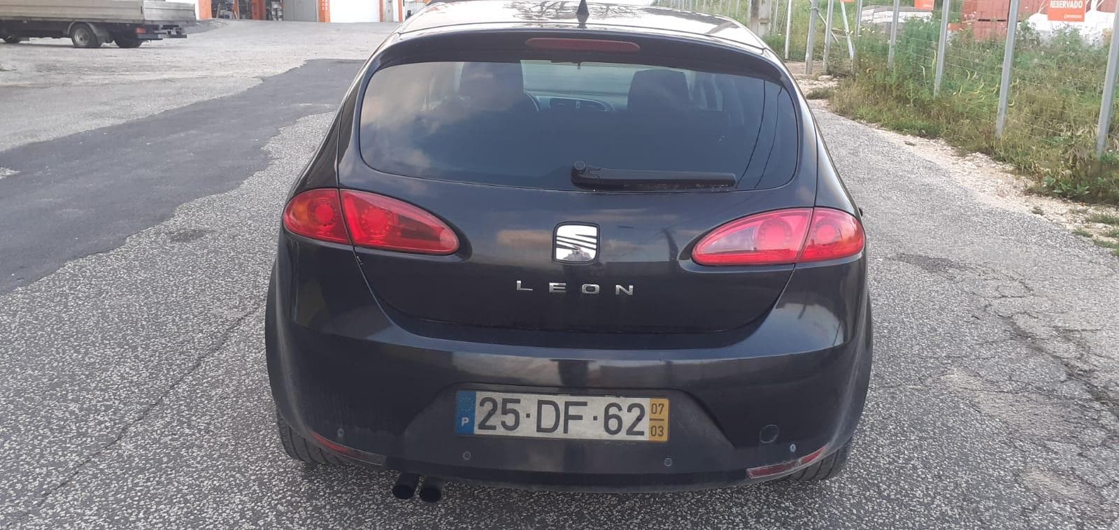 Seat Leon 2.0 TDI · Ano 2007 — image 6