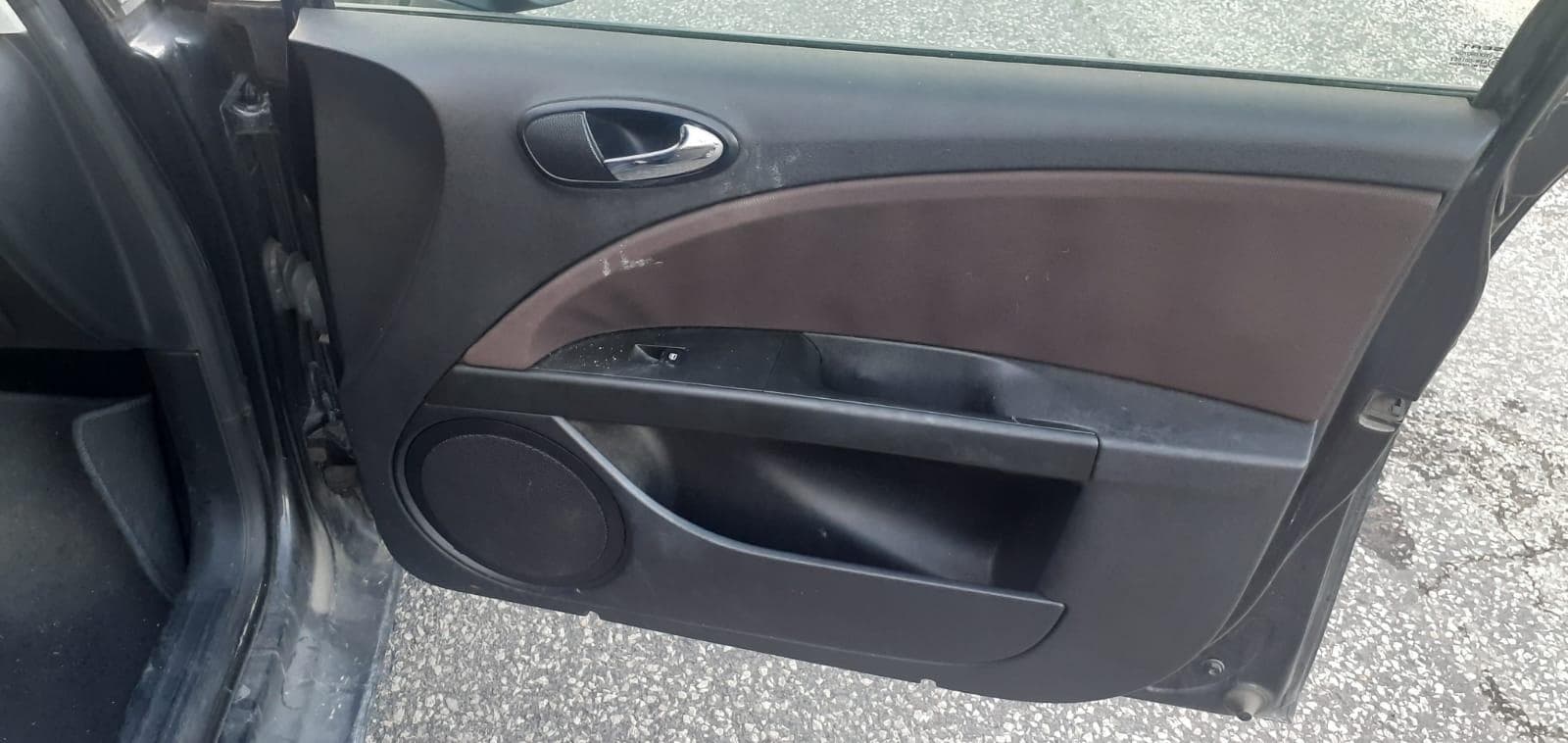 Seat Leon 2.0 TDI · Ano 2007 — image 16