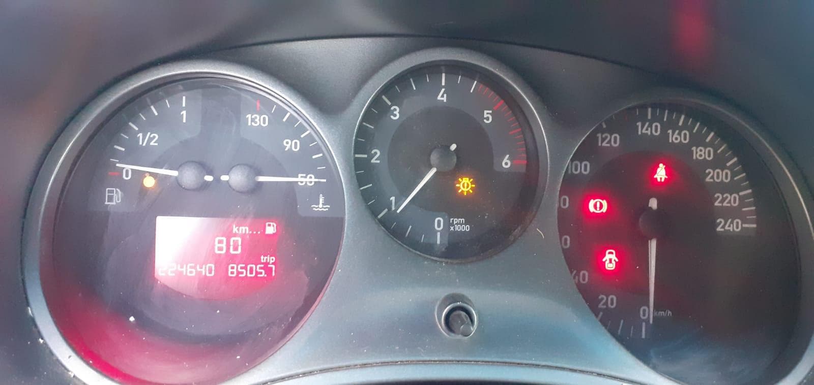 Seat Leon 2.0 TDI · Ano 2007 — image 19