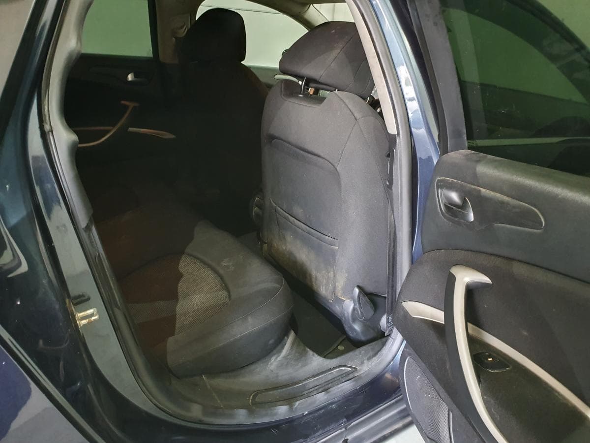 Citroën C5 1.6 HDI · Ano 2012 — imagen 34