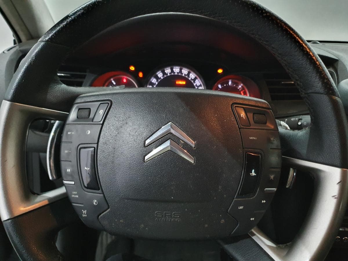 Citroën C5 1.6 HDI · Ano 2012 — imagen 52