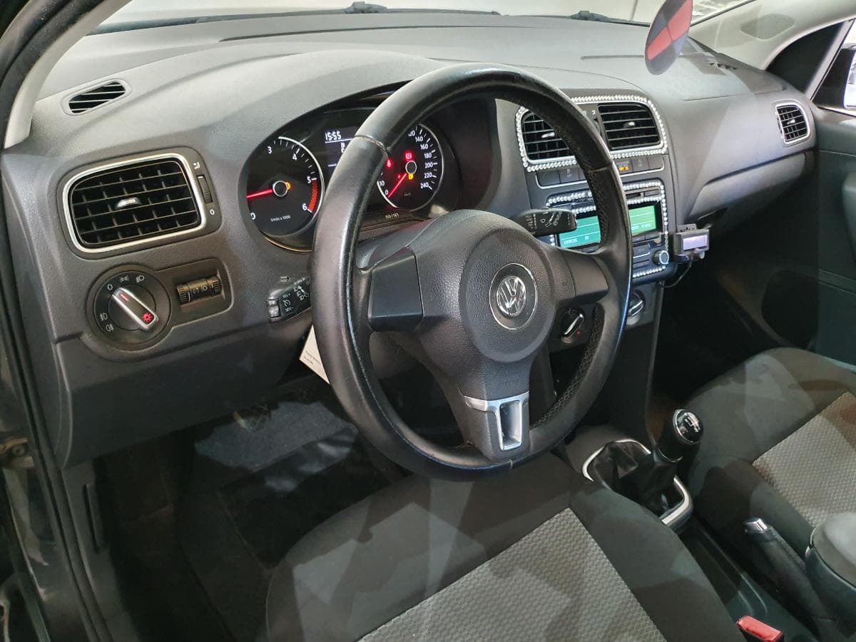 Volkswagen Polo 1.2 TDI · Ano 2012 — imagen 18